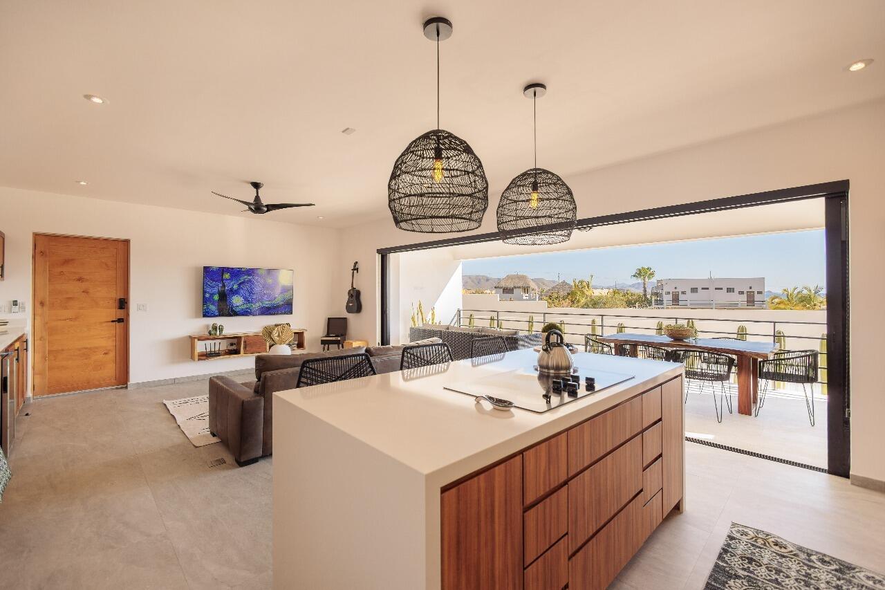 Cerritos Surf Residences, Pacific