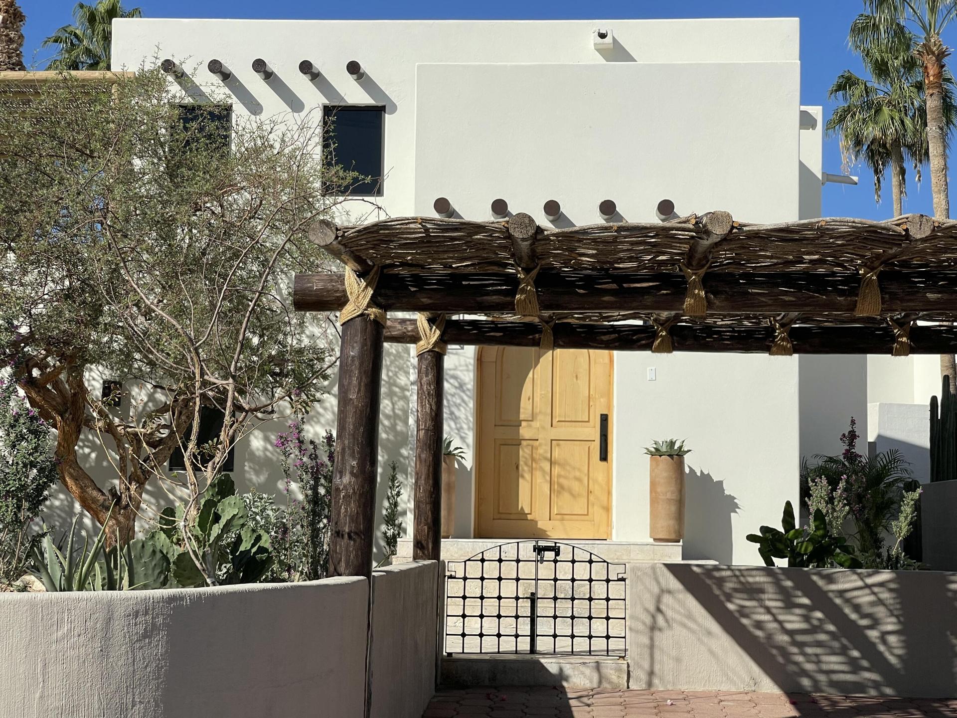 Casa Aguila, 11, Cabo Corridor