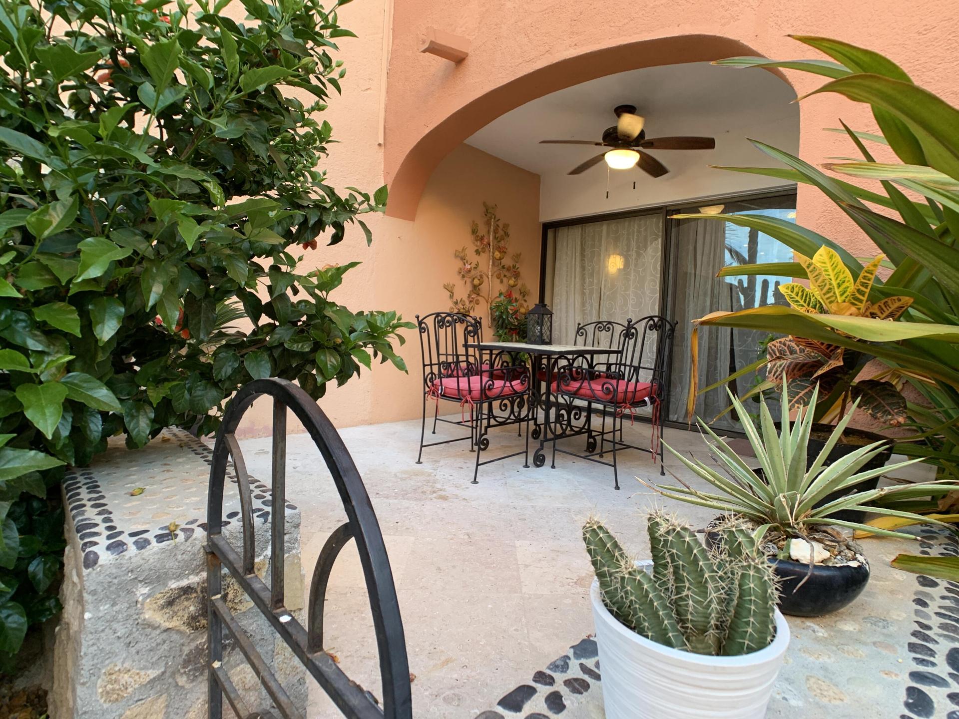 Cabo Bello, Plaza Calafia Condos, Cabo Corridor