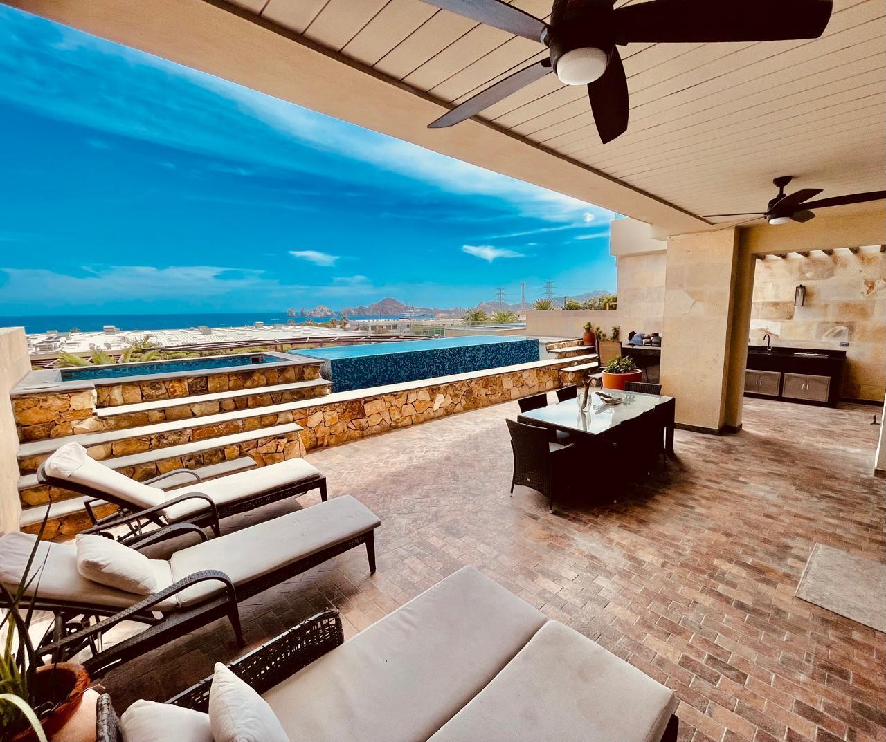 Pool & Jacuzzi Ocean View, Pent Garden, Cabo Corridor