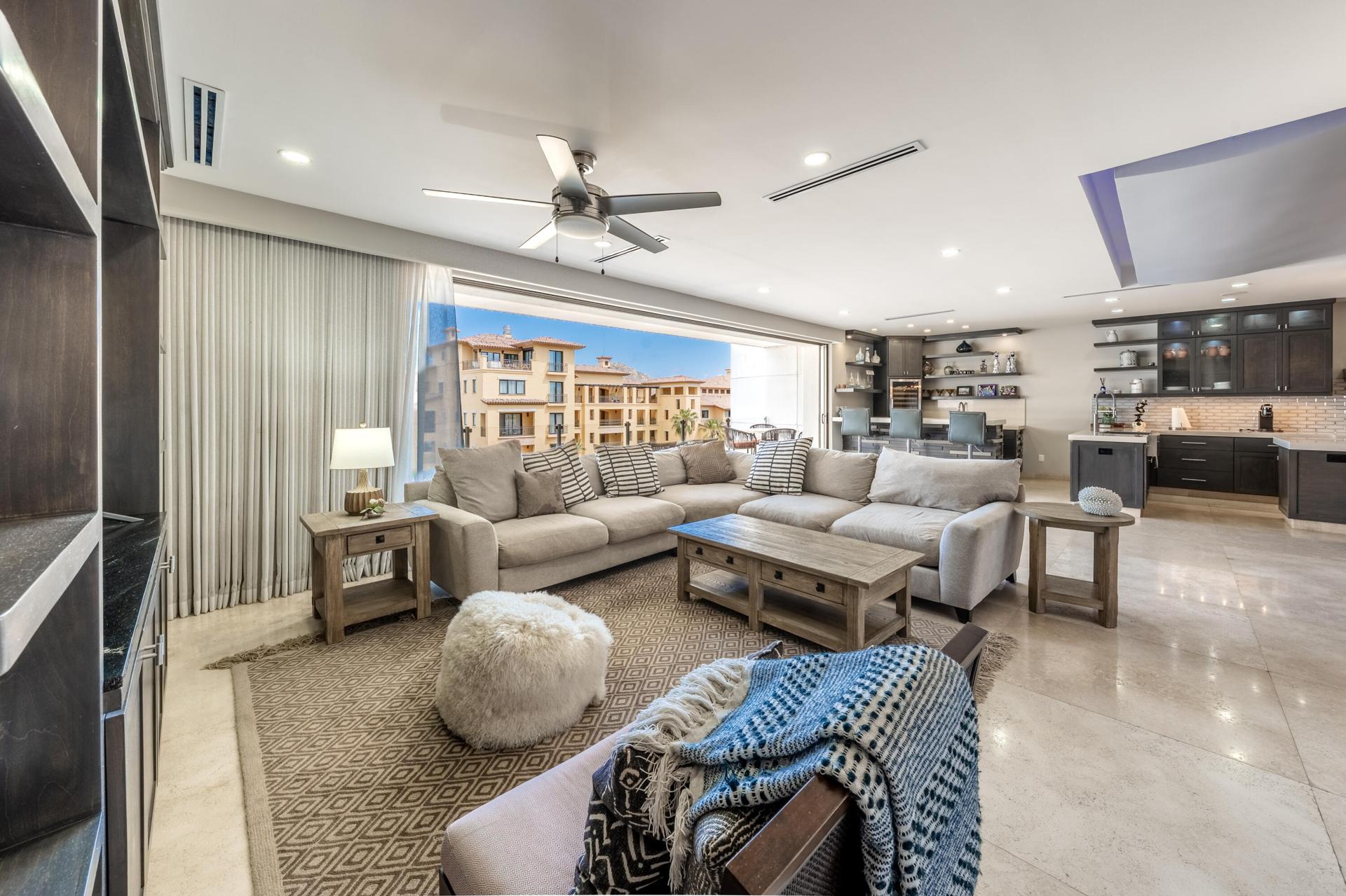 15 Paseo De La Marina, One Medano 15e, Cabo San Lucas