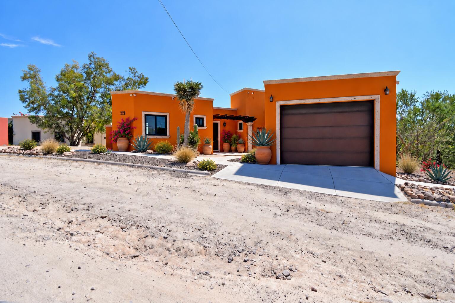 13th, Casa Hermosa, La Paz