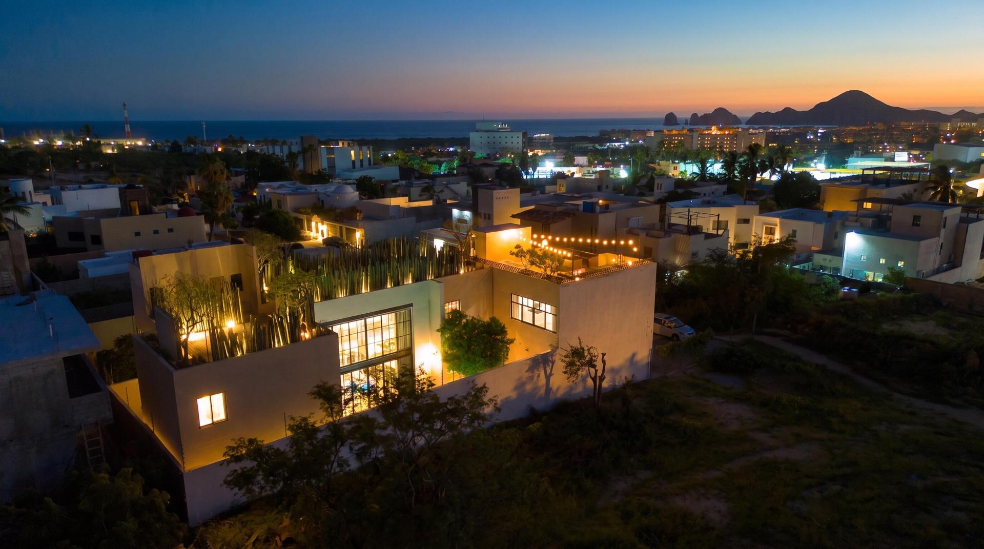 Modern With Character, Casa Cactus, Cabo Corridor