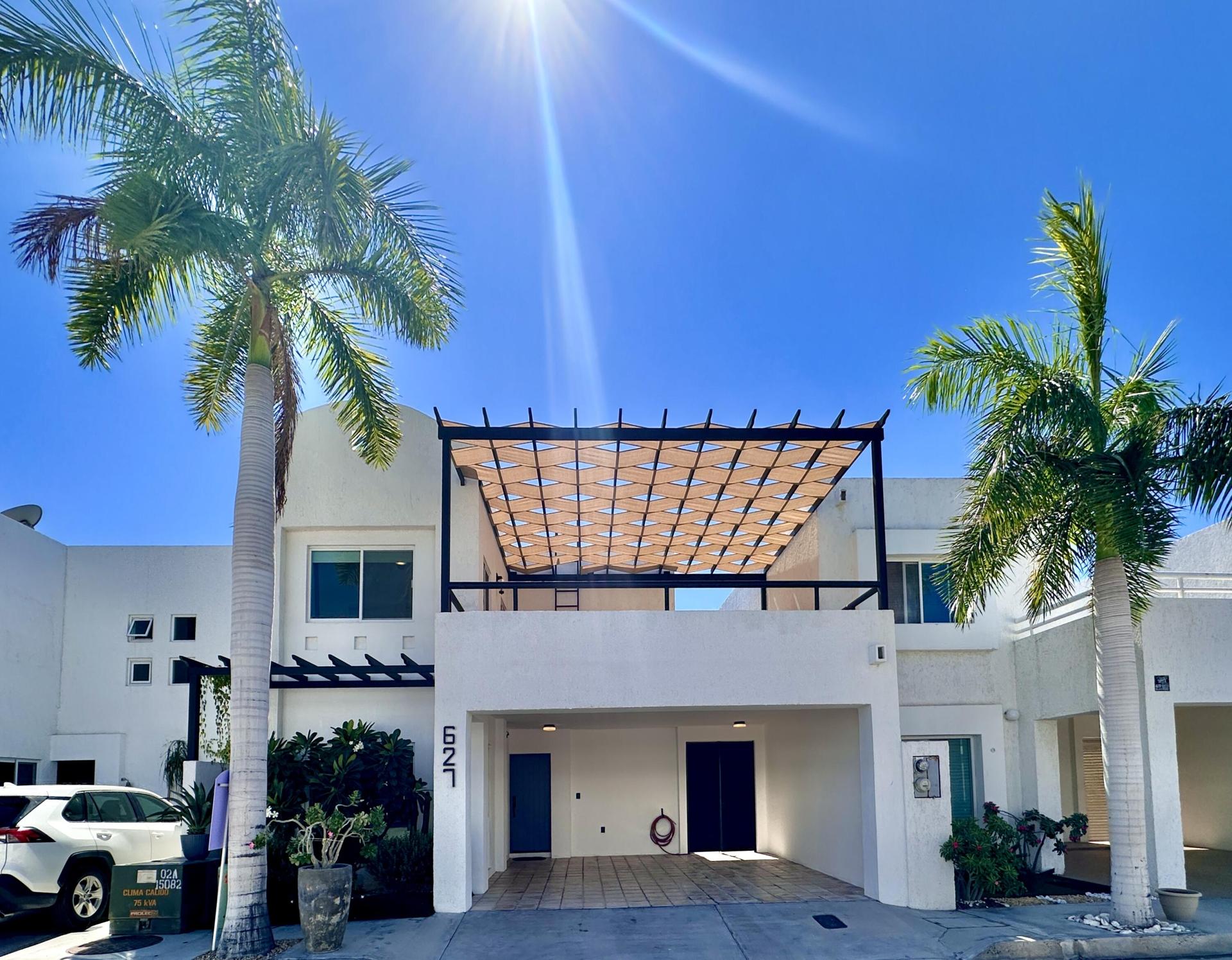 627 Calle Santa Rita, Privada La Posada, La Paz