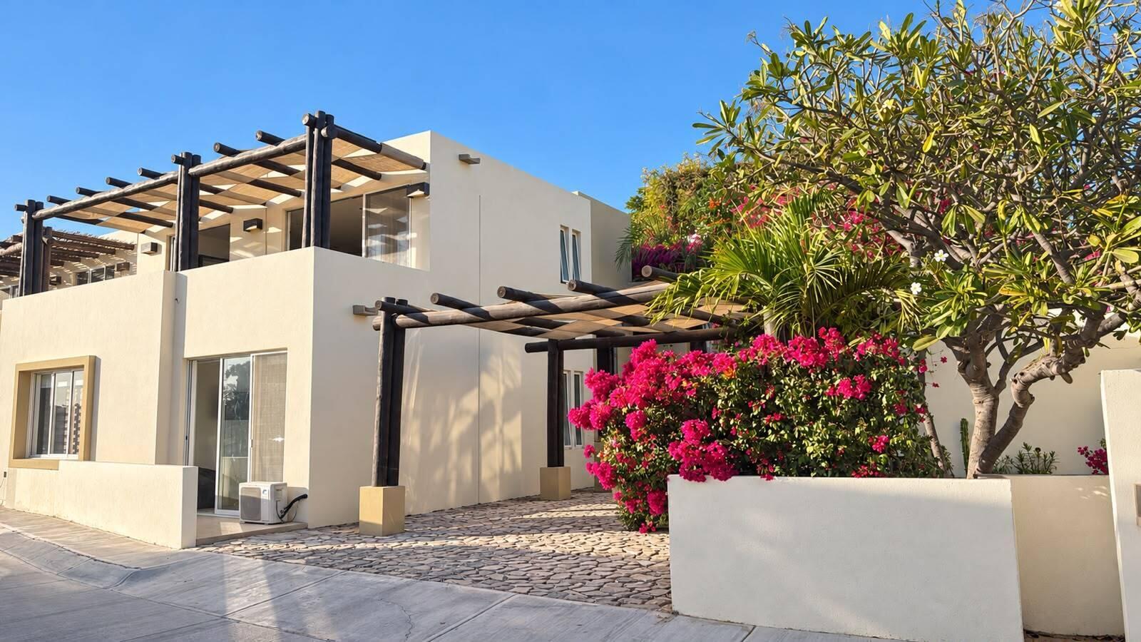 70 Calle Las Ostras Punta Arena, Villa Grande, Cabo Corridor