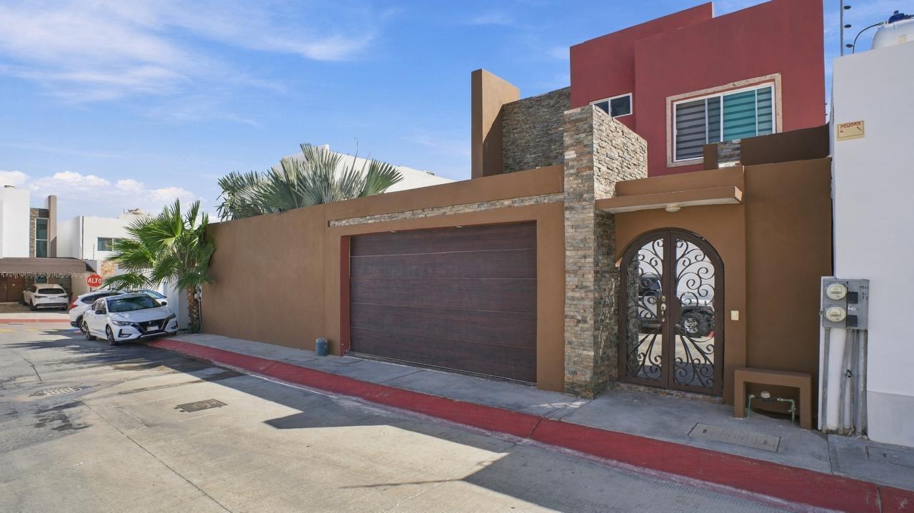 218 Atenco, Casa Atenco, San José del Cabo