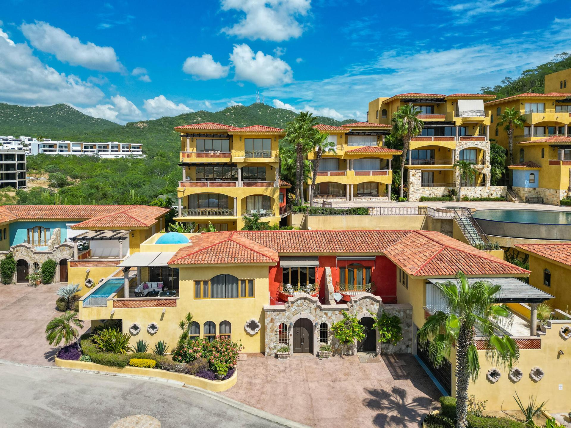 Privada El Cielto, Yuca, Cabo Corridor