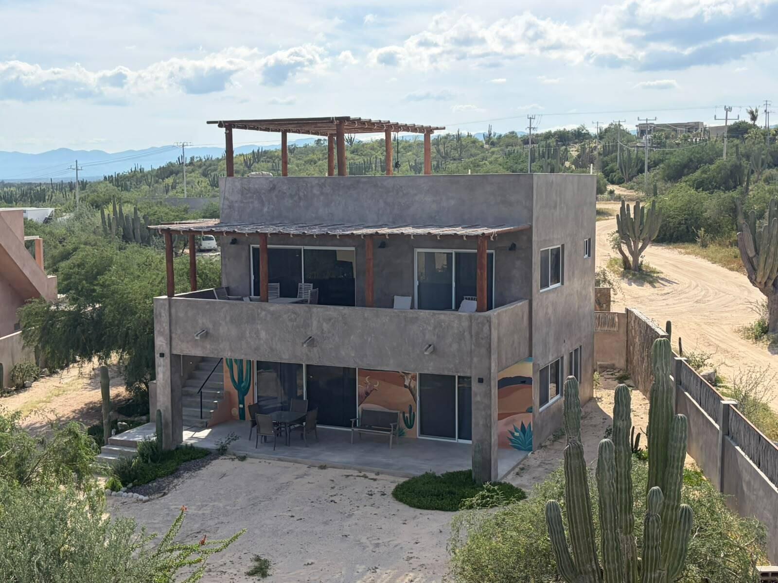 Candelilla, La Ventana, Casa Toro & Lobo, La Paz